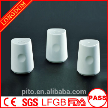 PT-LD-0204 wholesale porcelain salt & pepper shaker